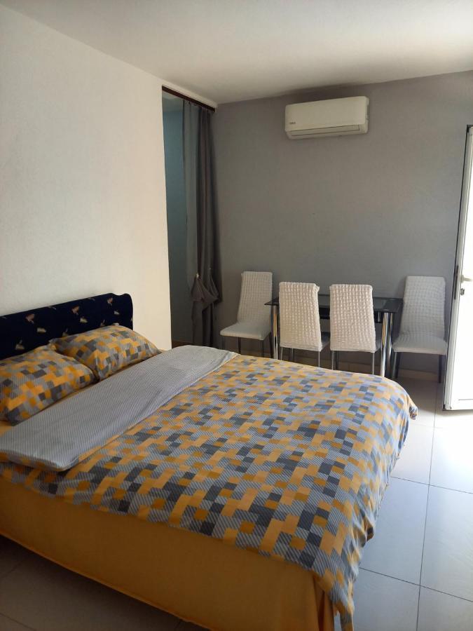 Apartmani Franovic Tivat Exterior foto